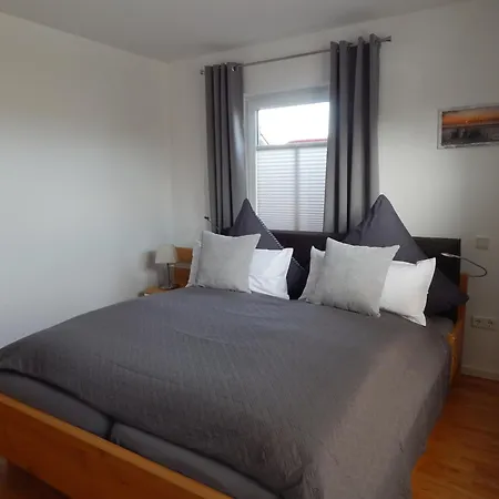 !neu! Stilvolle Viola * Pilsum